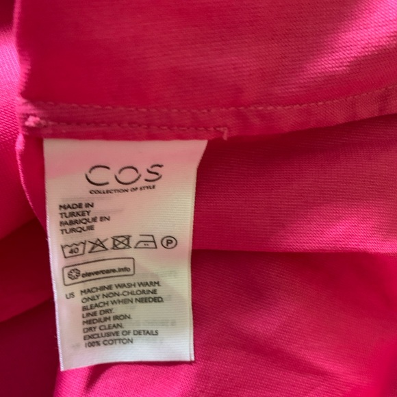 MIDI length dress by COS. Beautiful bright pink color. Size 8 - Picture 3 of 4